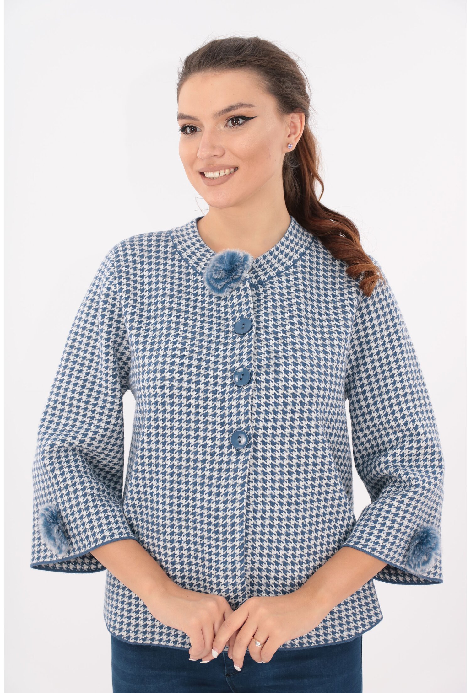 Cardigan tricotat albastru tip piciorus cocos