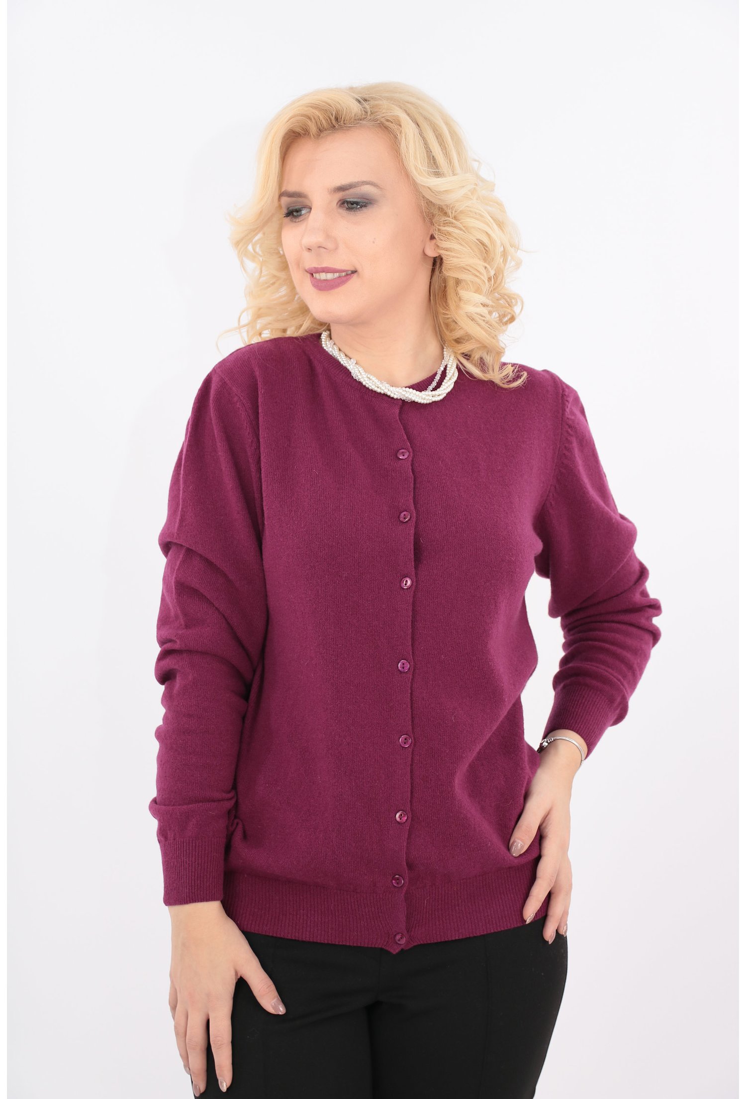 Cardigan violet tricotat din lana
