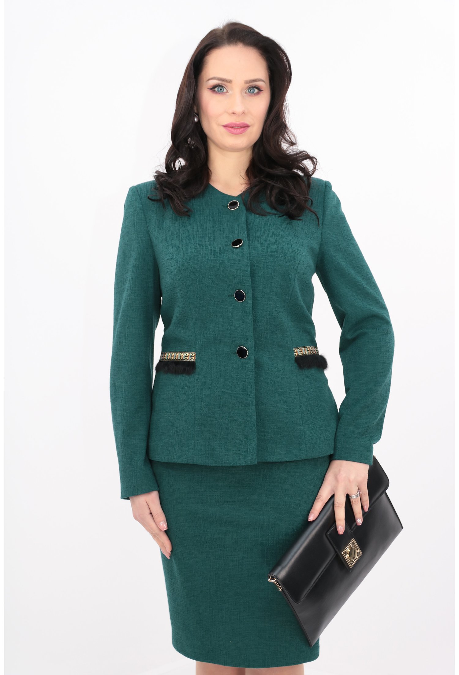 Costum verde sacou si fusta