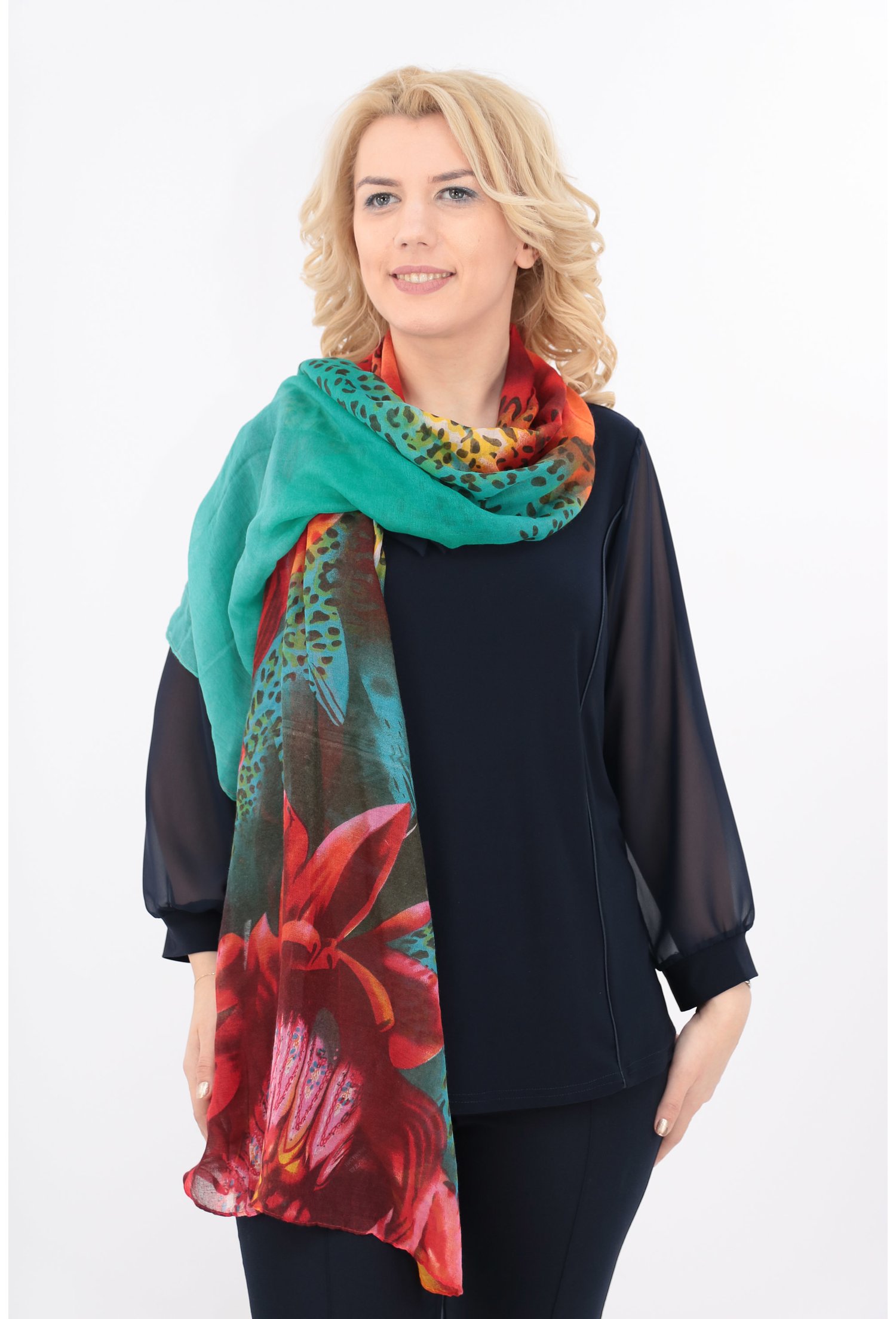 Esarfa fina turcoaz cu print floral maxi