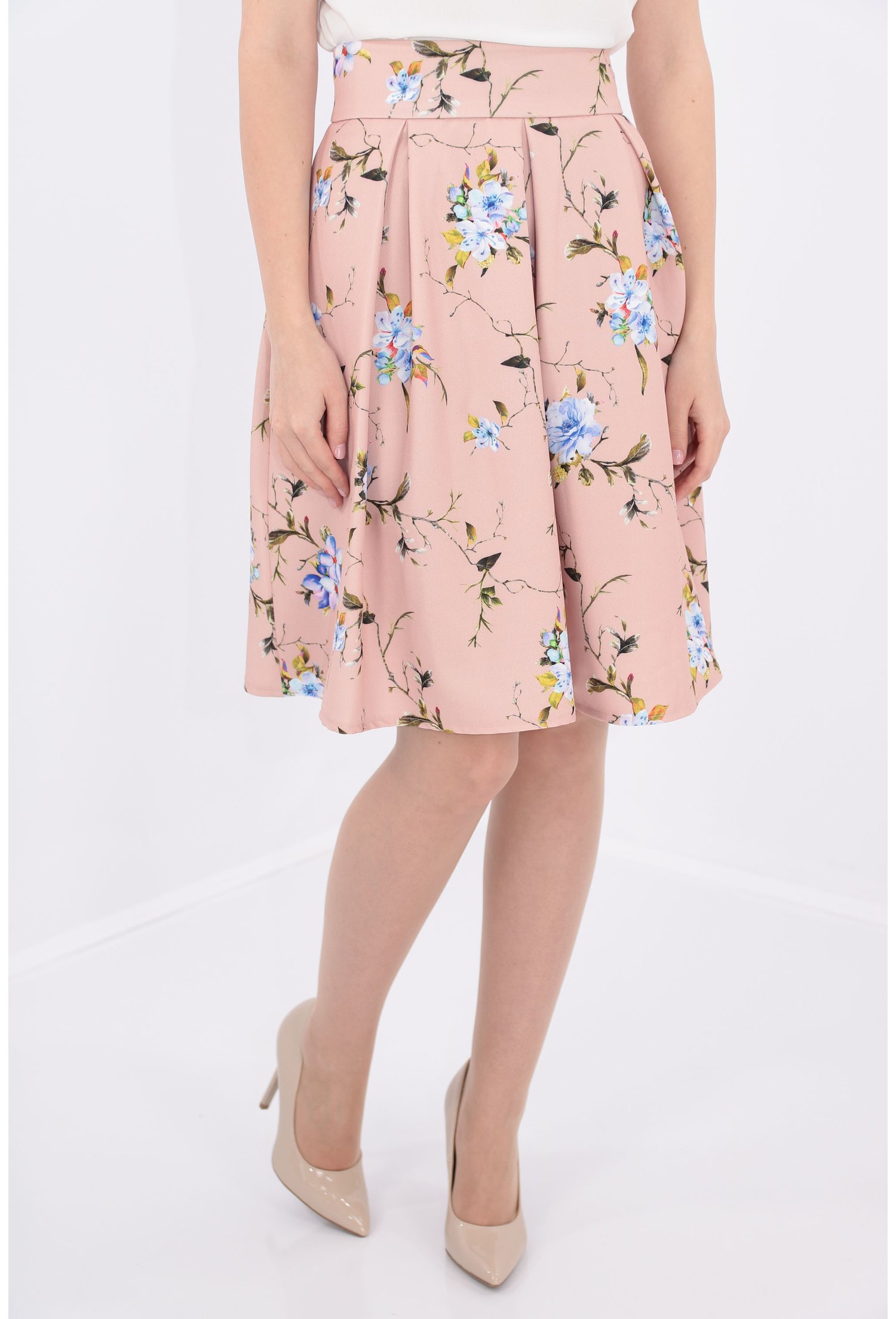 Fusta cu pliuri si print floral roz
