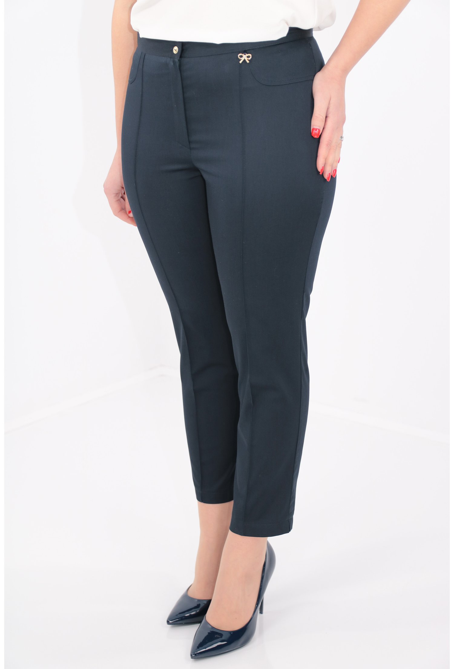Pantaloni conici bleumarin din bumbac satinat
