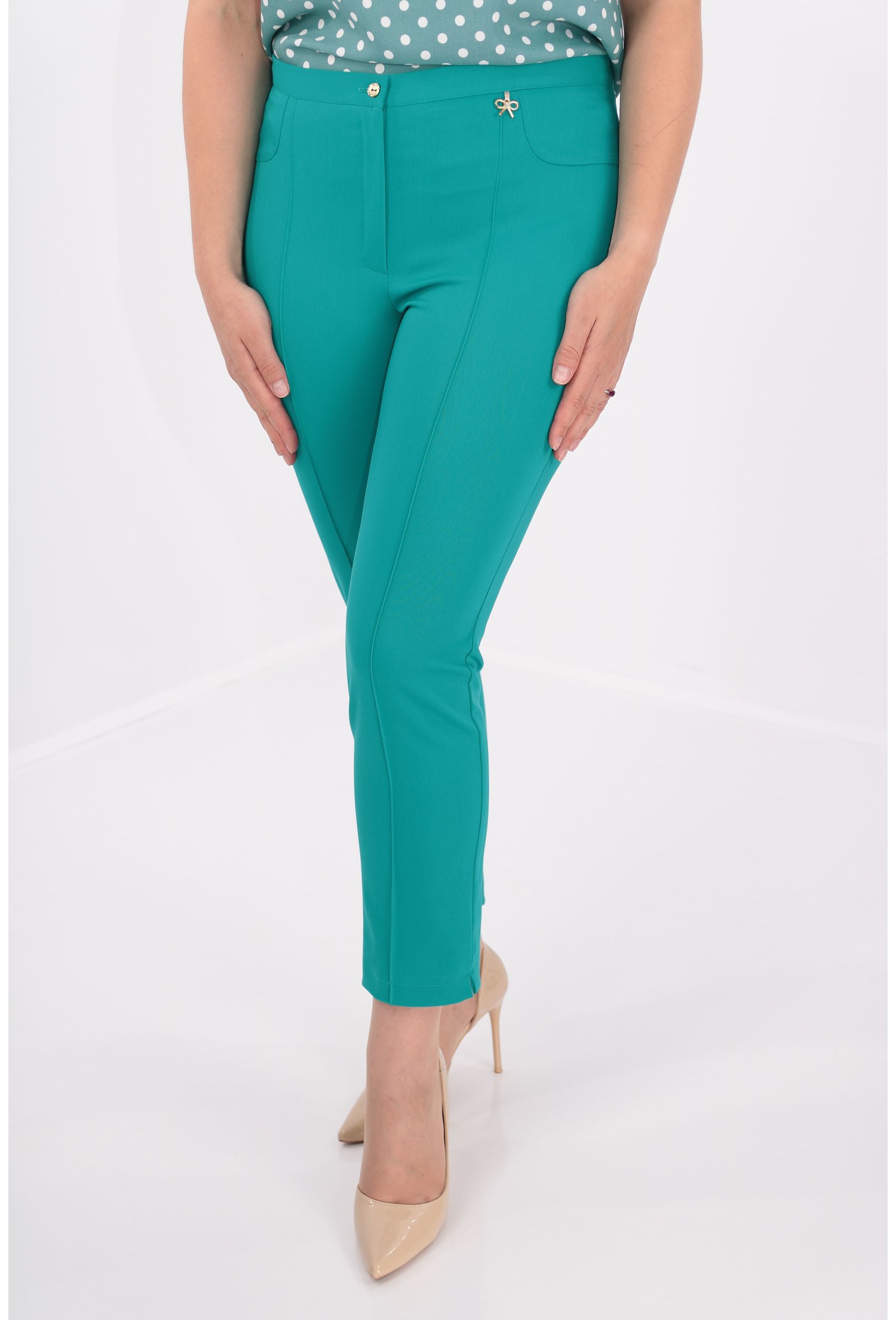Pantaloni conici vernil