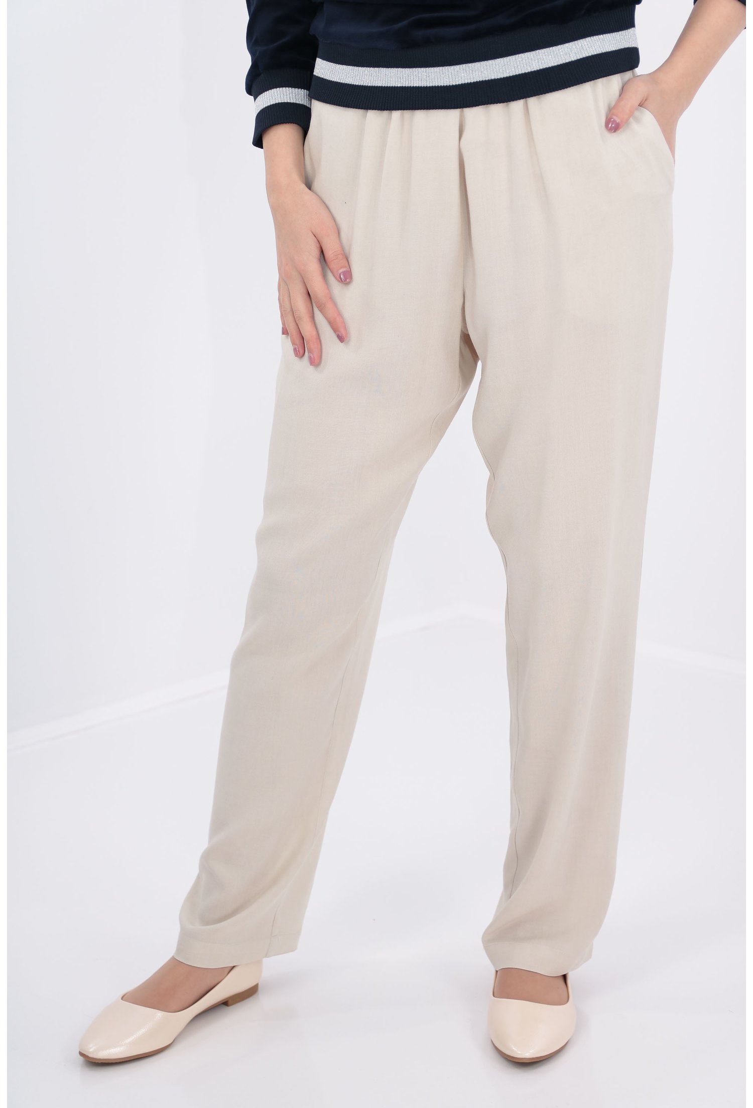 Pantaloni lejeri bej