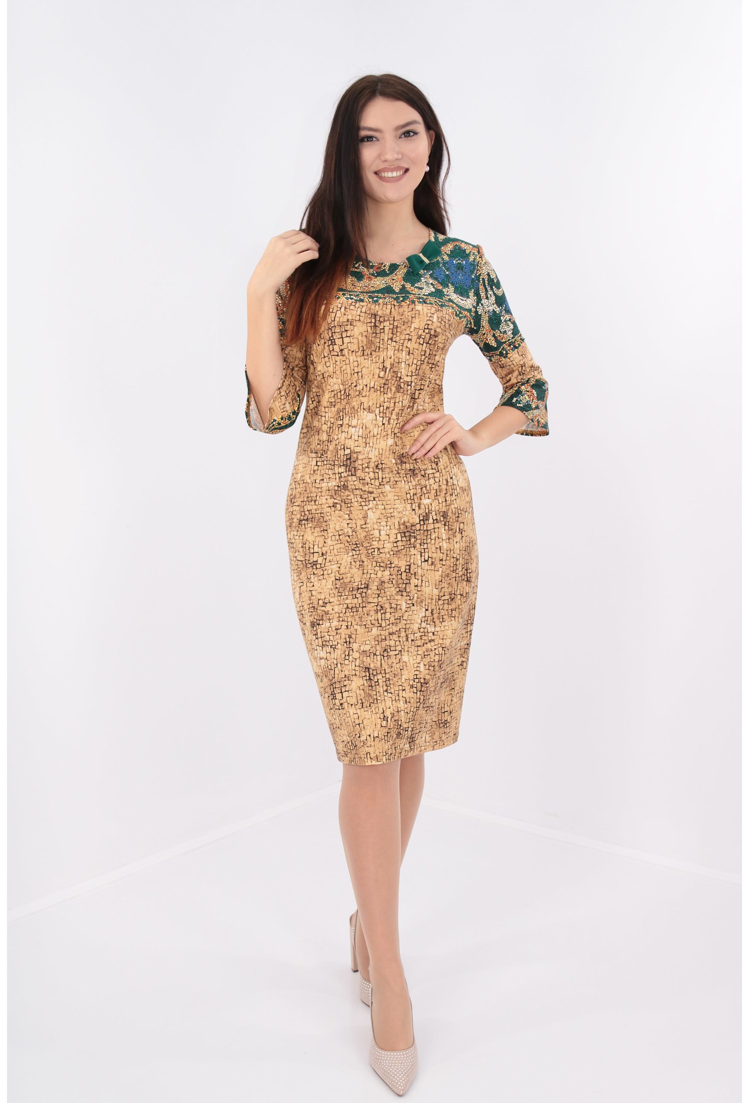 Rochie bej din jerse cu bordura pe umeri
