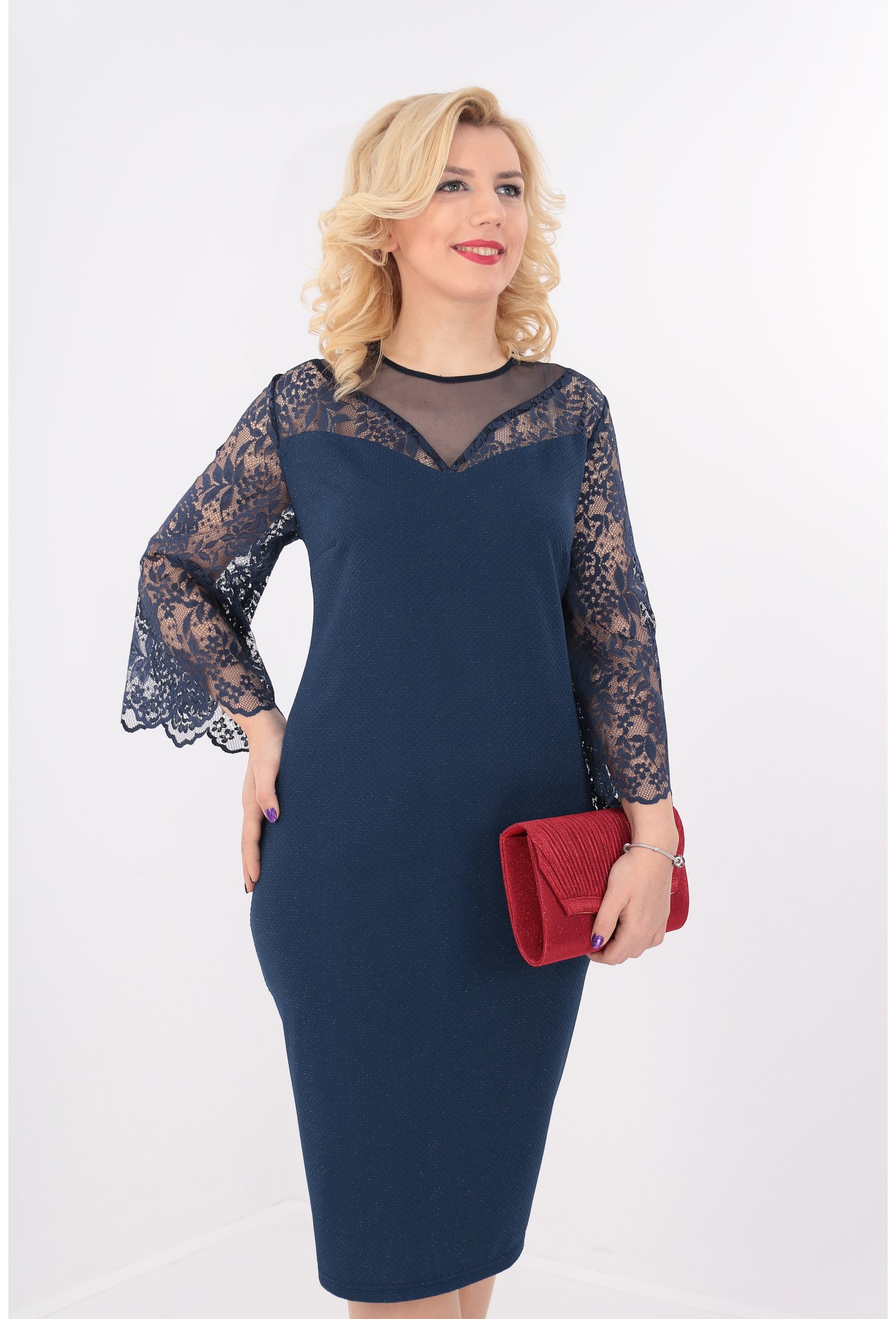 Rochie bleumarin cu fir lame si maneci din dantela