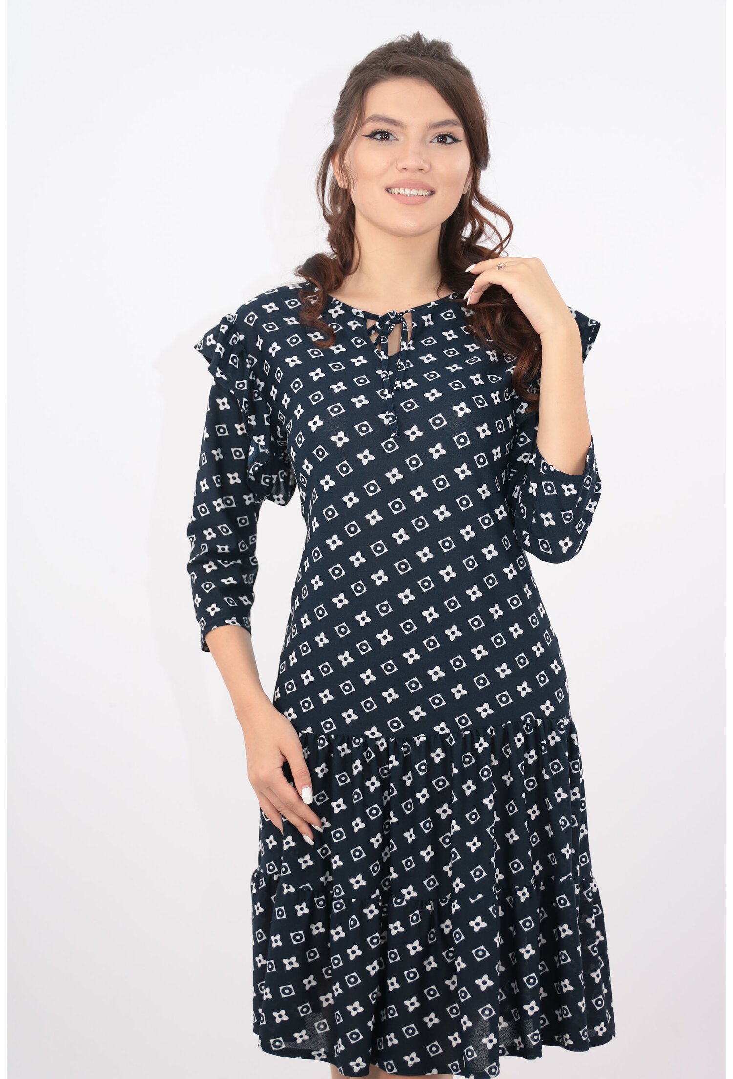 Rochie bleumarin cu print floral abstract alb