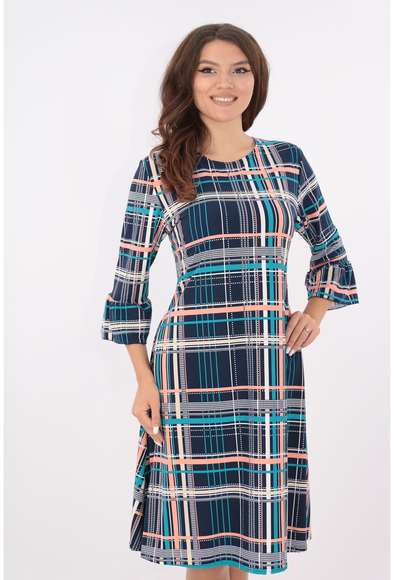 Rochie bleumarin evazata cu carouri roz si bleu