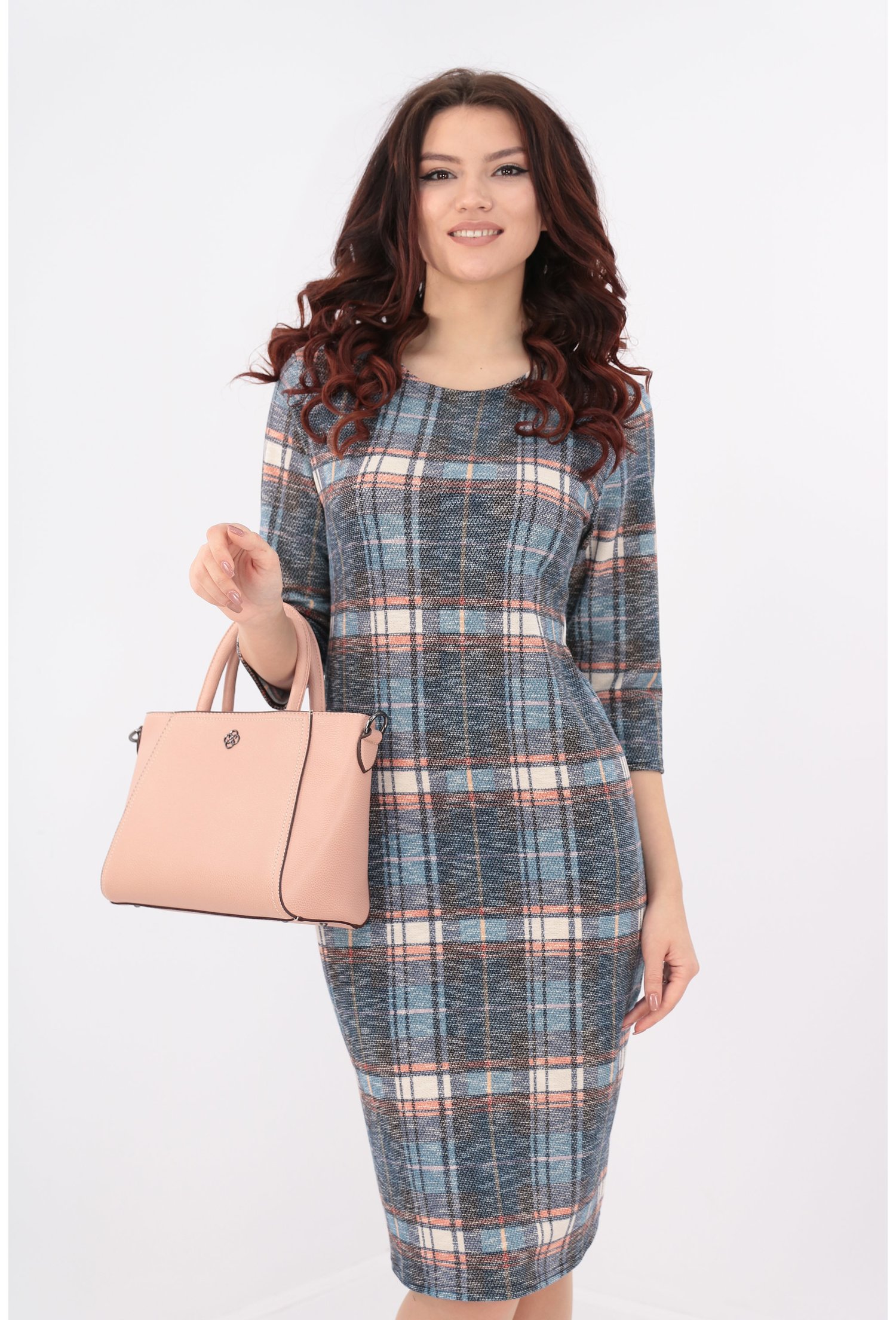 Rochie cu carouri maxi albastre