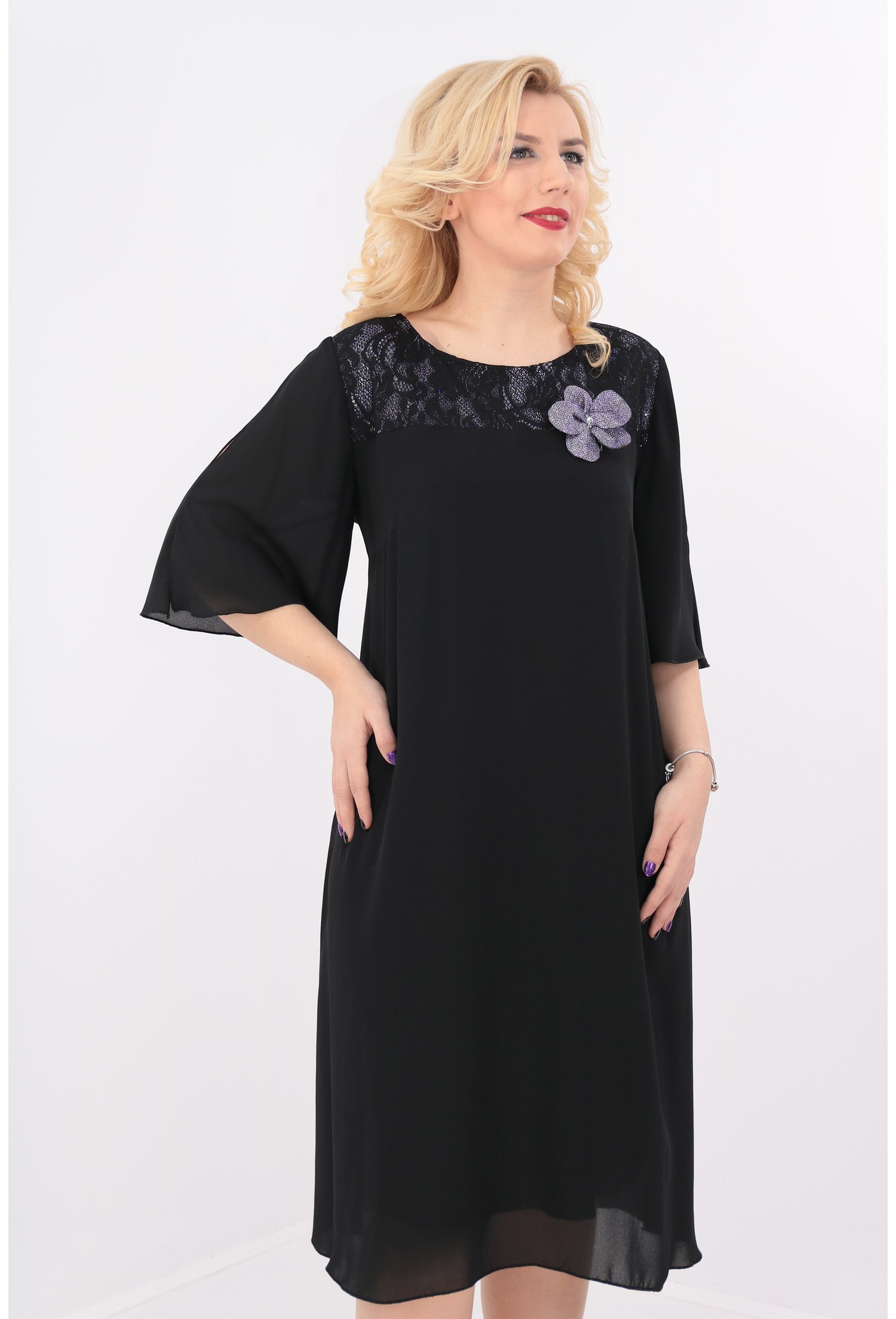 Rochie din voal negru si dantela cu sclipici lila