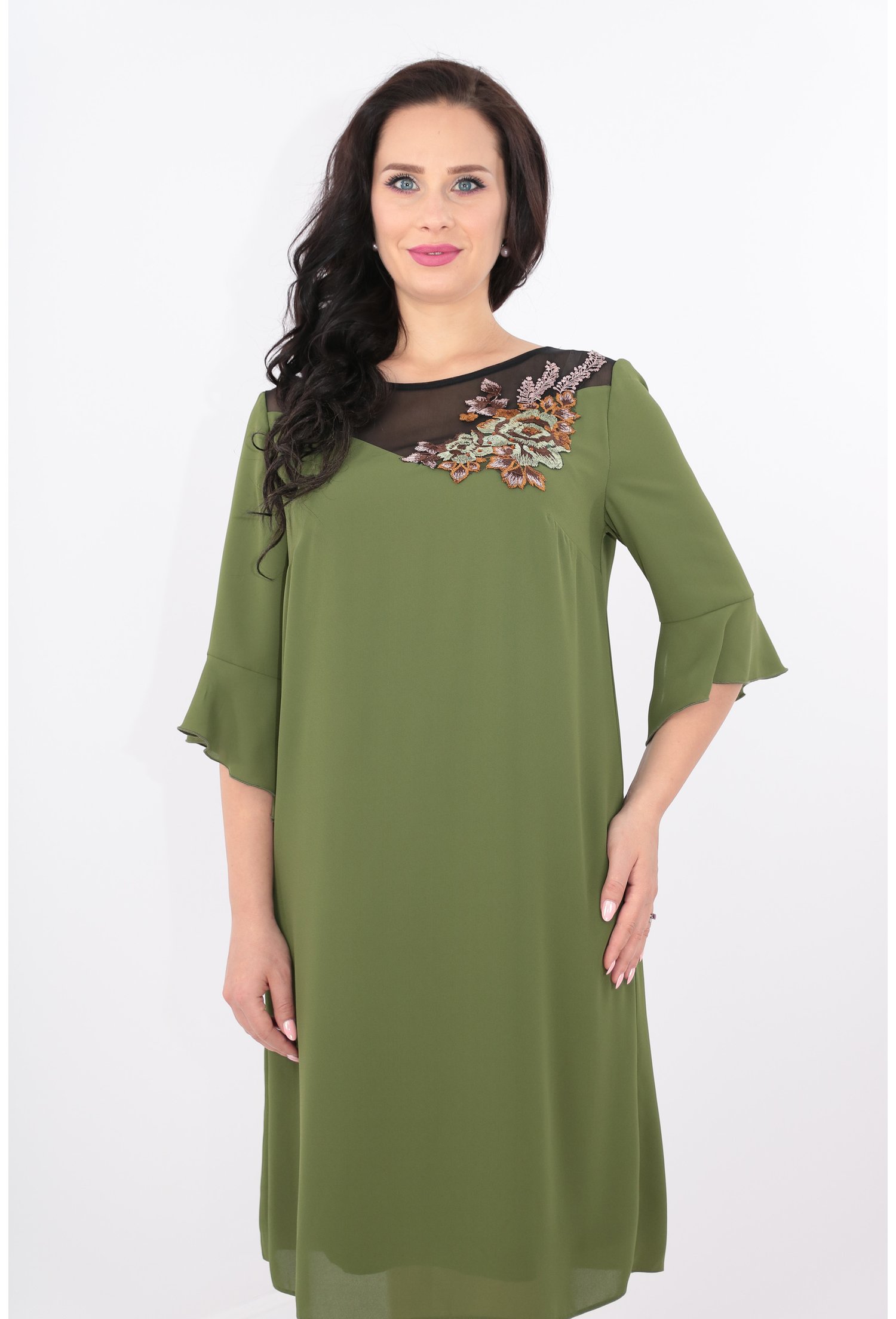 Rochie din voal verde-olive cu broderie aplicata