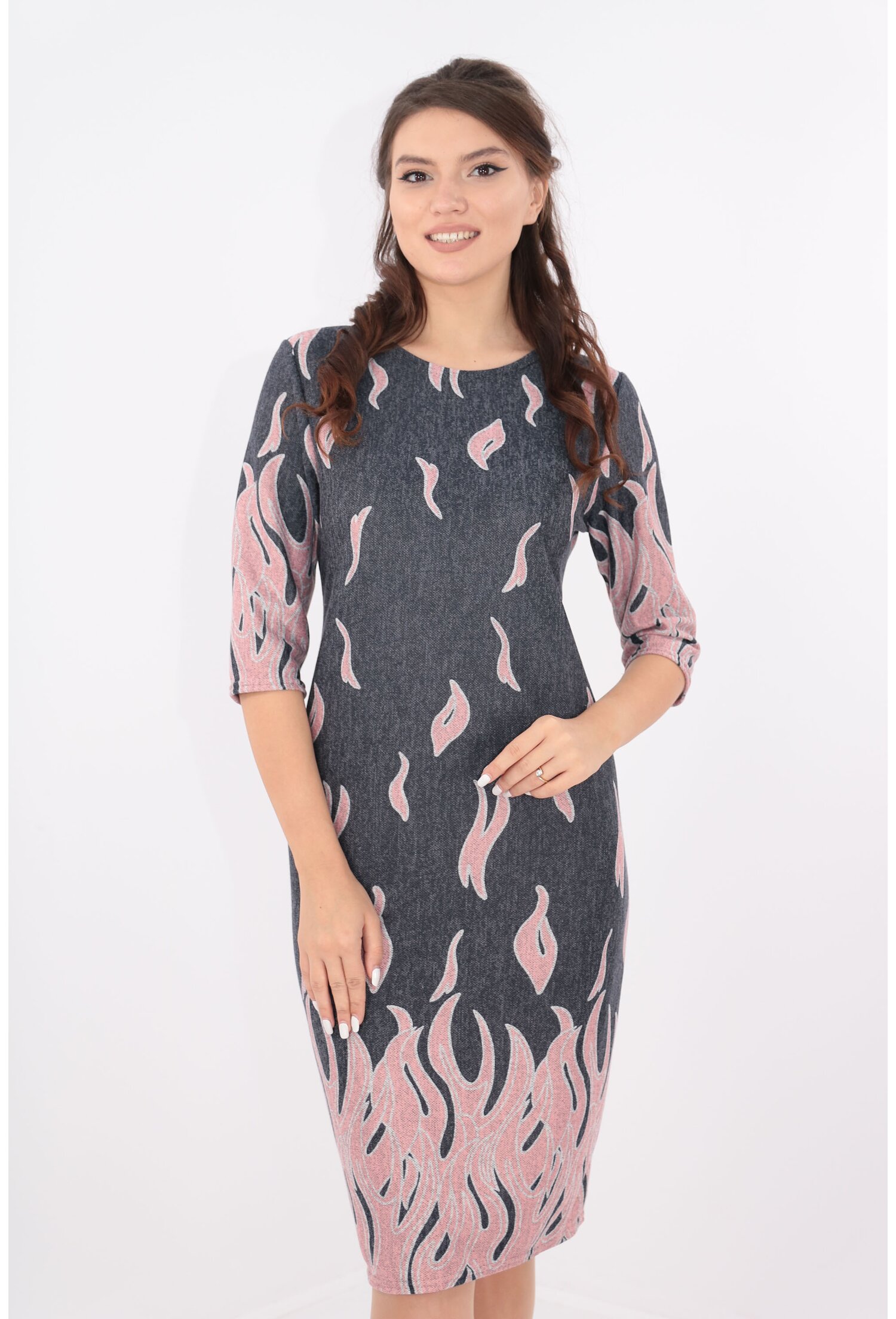 Rochie gri cu desen bordurat roz