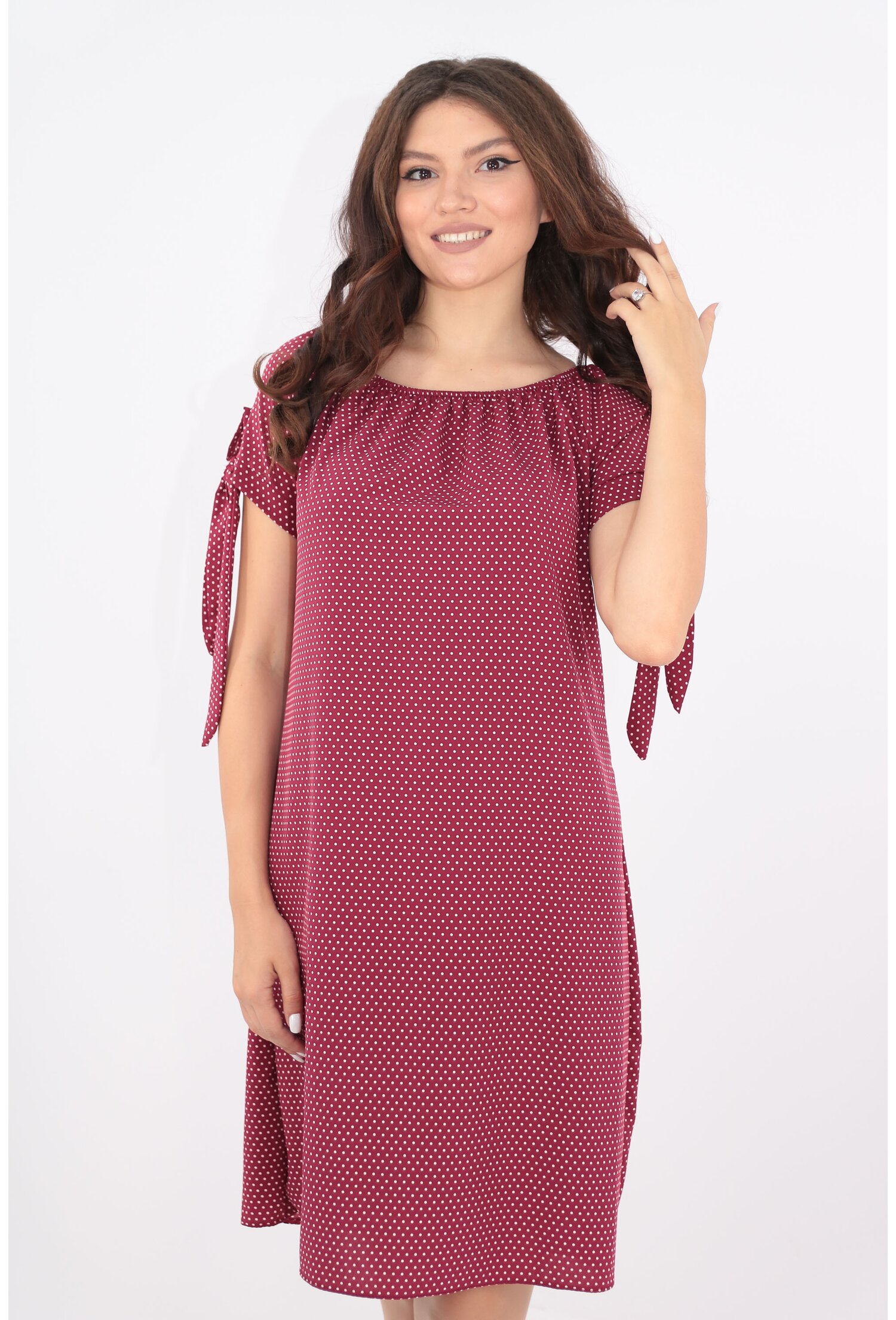 Rochie lejera bordo cu buline mici albe