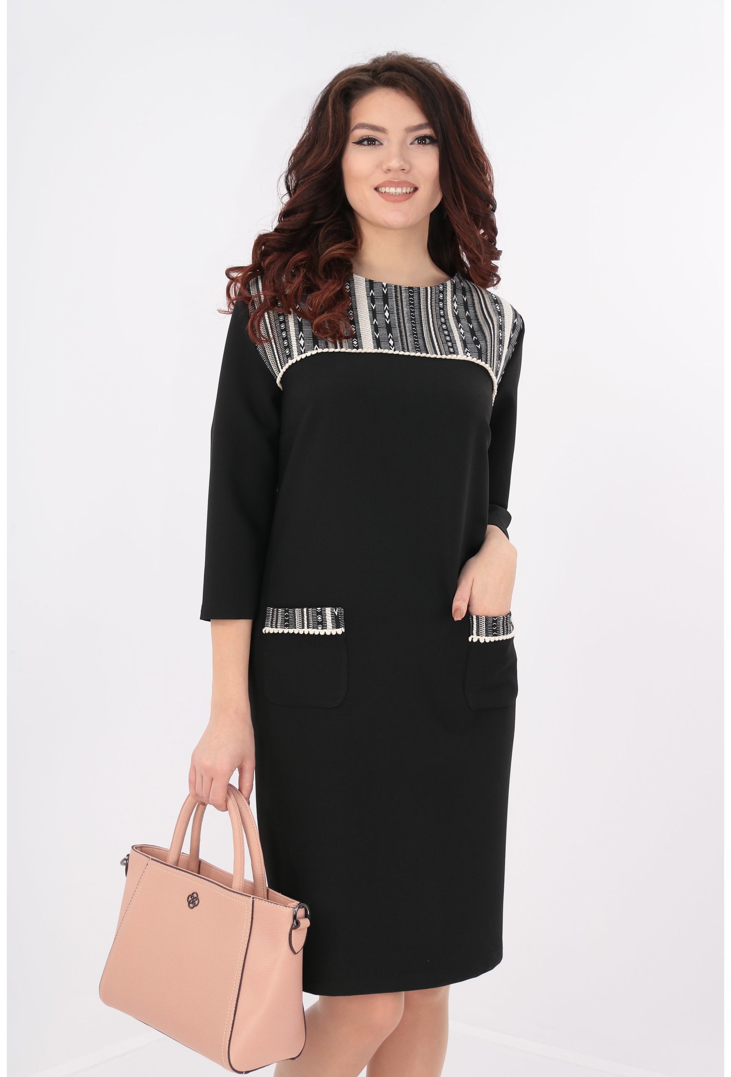Rochie office neagra cu garnituri crem