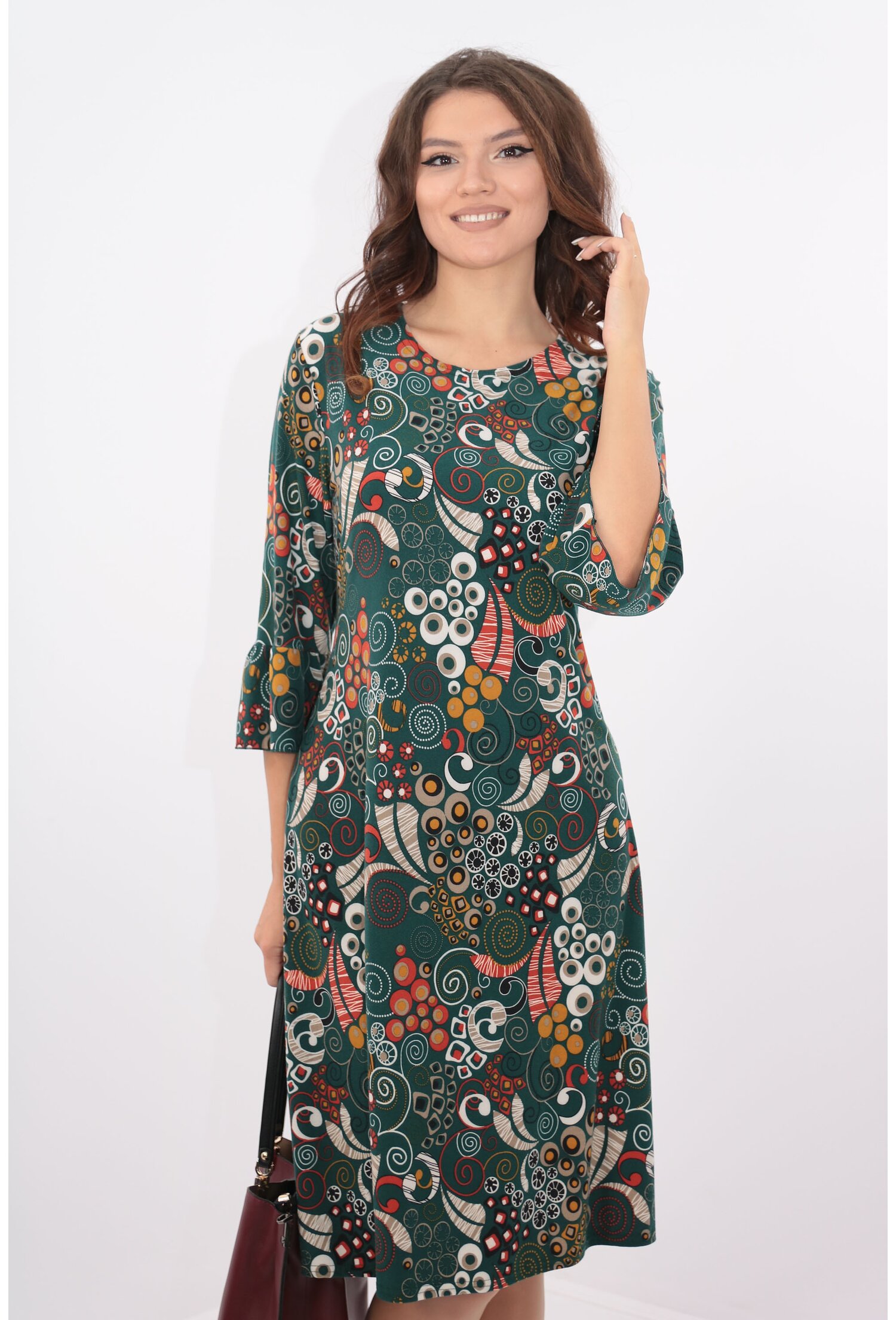Rochie verde evazata cu desen multicolor