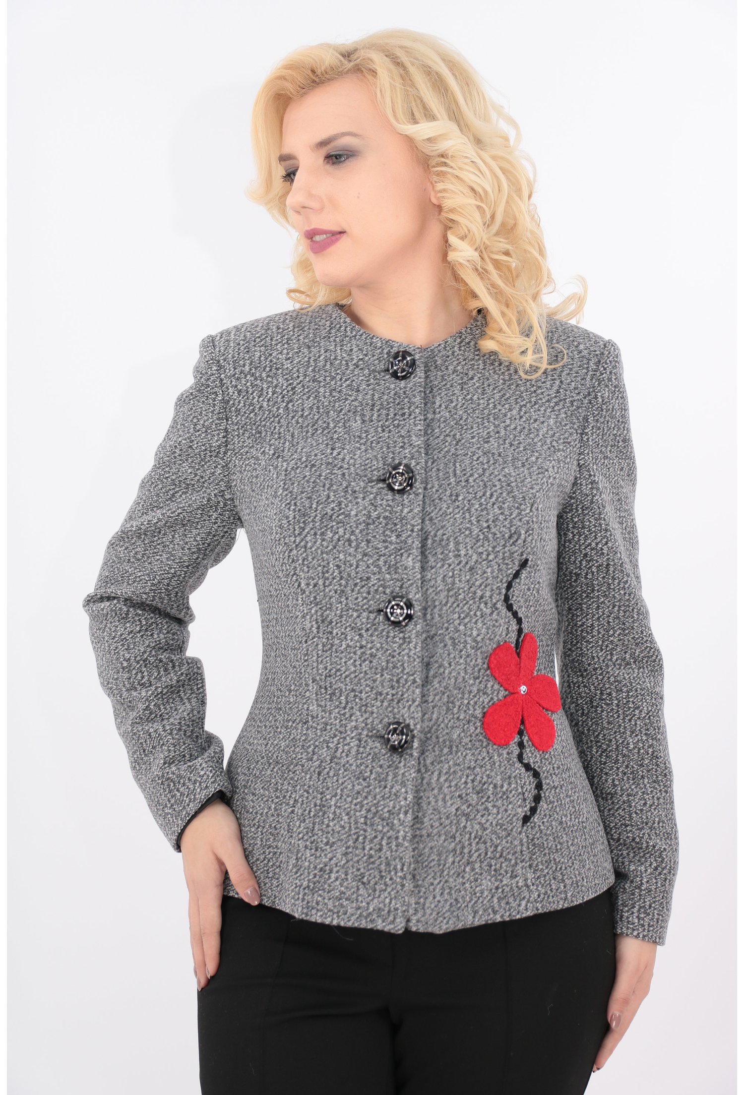 Sacou din stofa gri cu aplicatie rosie hand made